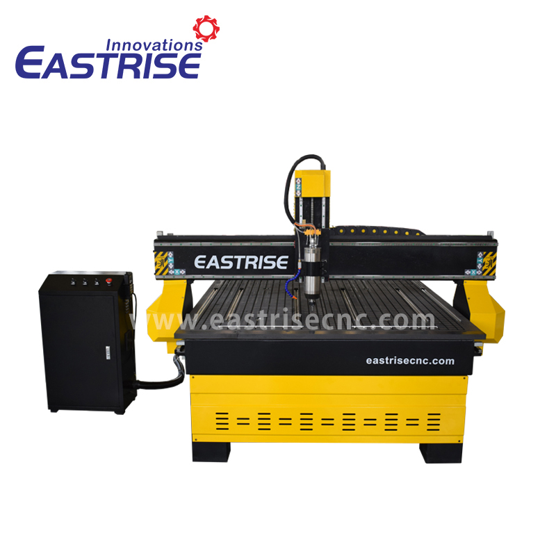 1530 Router di CNC per incisione su legno in alluminio con tavolo sottovuoto, spray di raffreddamento a nebbia