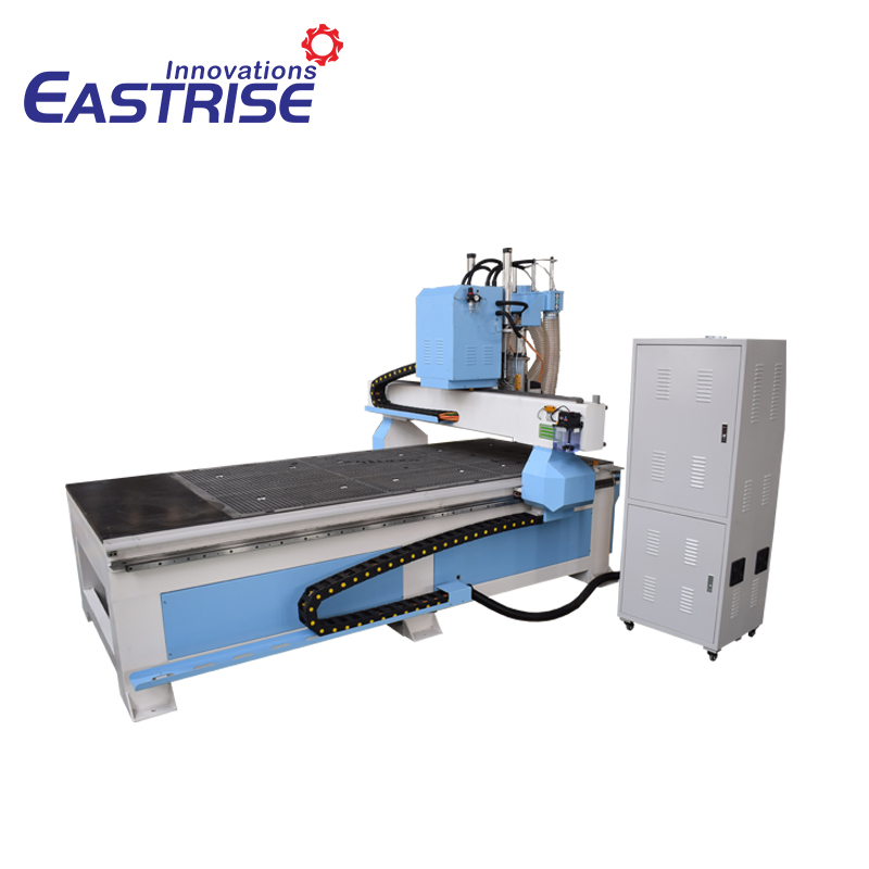 Economico 1325 1300X2500mm 4'X8' ATC Router Cnc con 4 mandrini